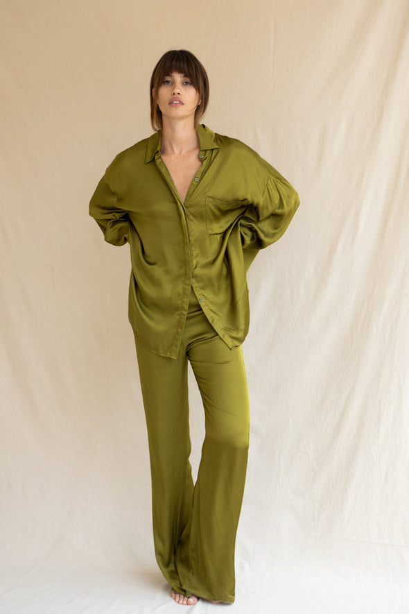 HUE BUTTON UP pistachio